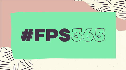 #FPS365 sobre fondo verde 